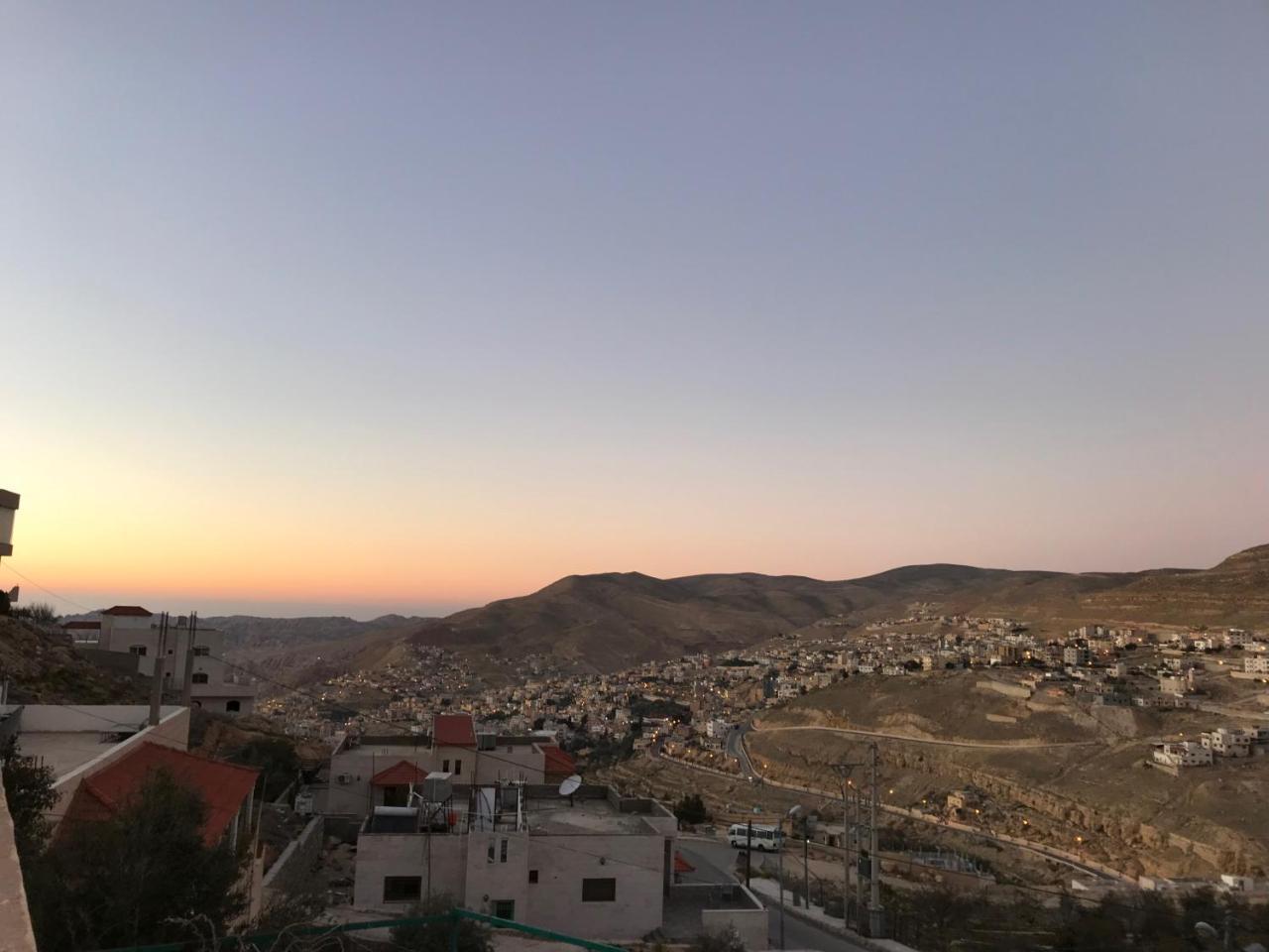 Panoramic View Hotel Wadi Musa Exterior photo